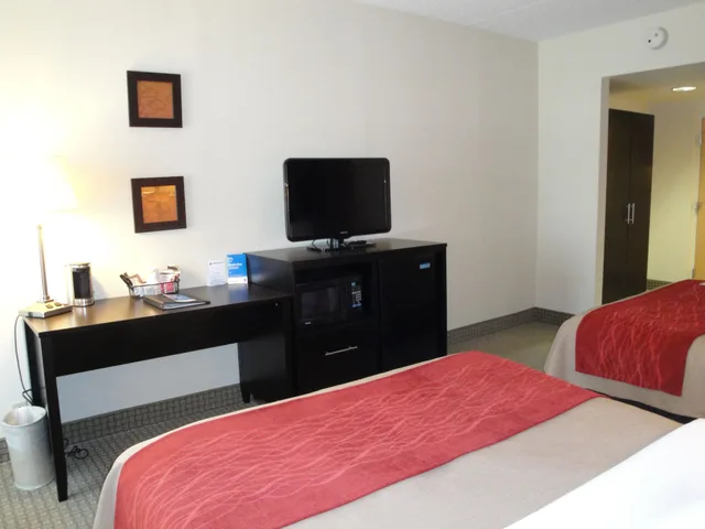 غرفة قياسية بسريرين كوين، Comfort Inn and Suites York, PA 6/7