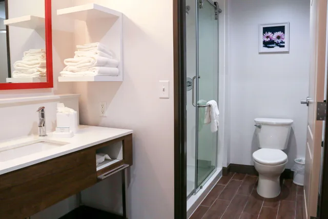 غرفة بسرير مزدوج، Hampton Inn and Suites Lafayette Medical Center CO 4/4
