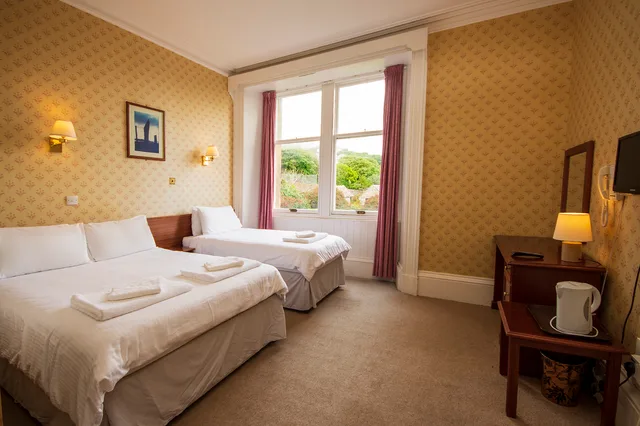 غرفة ديلوكس ثلاثية، The Stromness Hotel 2/4