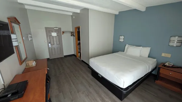 غرفة بسرير كينج، Crystal Inn Neptune 3/5