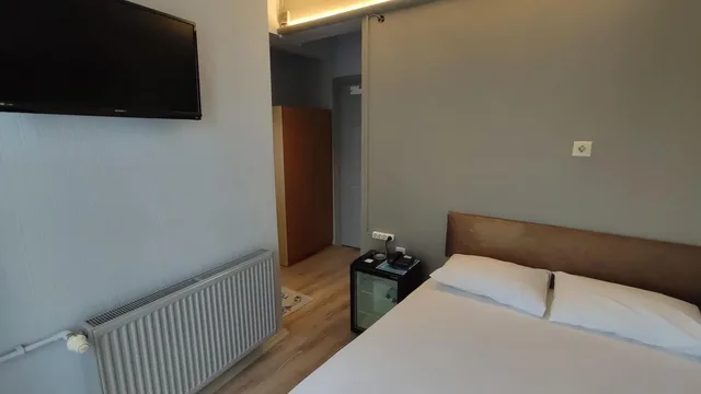 غرفة بسرير مزدوج بإطلالة على الحديقة، Hotel Torun Istanbul Old City 6/10
