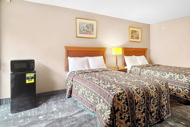 غرفة بسريرين كوين لغير المدخنين، Airport Inn Memphis Near Graceland By Hotel O 5/10