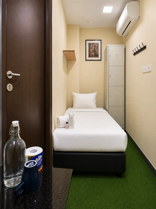 غرفة مفردة بحمام مشترك، Sandpiper Hotel 1/1