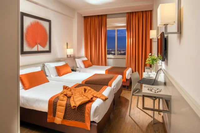غرفة سوبيريور ثلاثية بسرير فردي، Grand Hotel Fleming 2/4