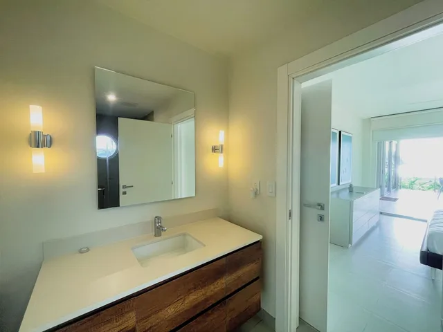4 Bedrooms, Condo, Panoramic, 1 King and 1 Single Beds, Ocean Front، Villa Marina Lodge and Condos 2/2