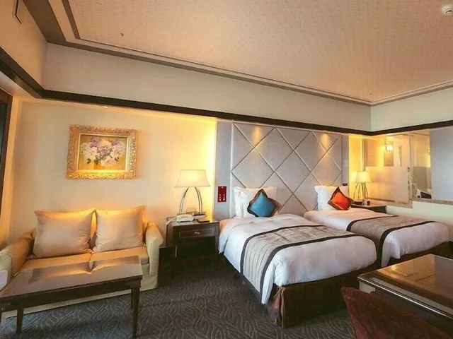 Royal, Pool, Executive, Suite, Lounge Access، Okinawa Kariyushi Resort Exes Onna (ex. Okinawa Spa Resort Exes) 3/8