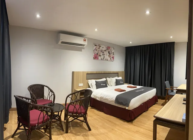 شاليه بسرير كينج، Pangkor Sandy Beach Resort 1/3