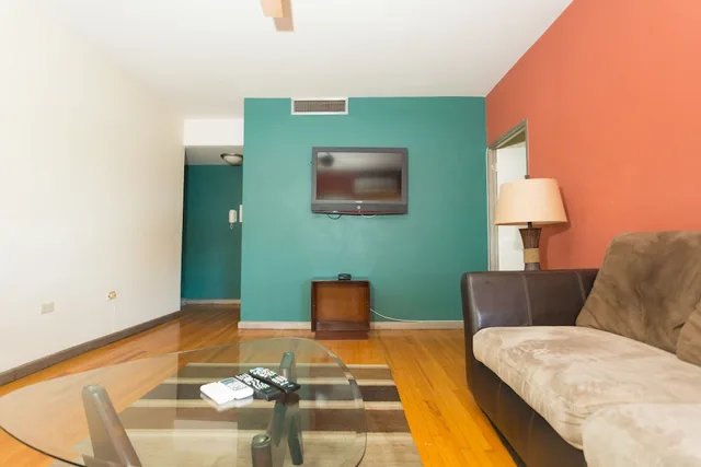 شقة حصرية بسرير كوين بإطلالة على المدينة بغرفة نوم واحدة، New Kingston Guest Apartments At Abbey 3/7