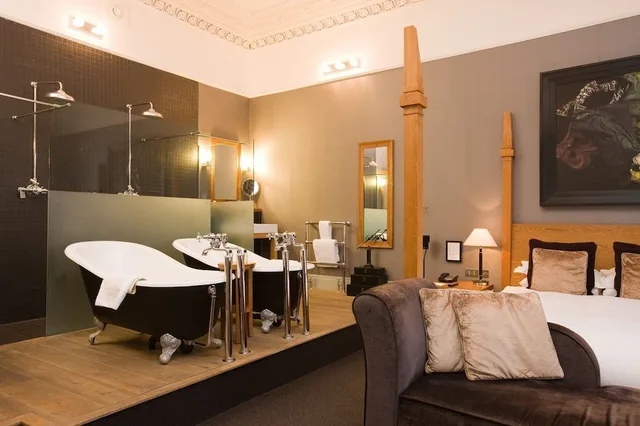 River, Suite, King Bed، Hotel Du Vin & Bistro Cheltenham 4/4