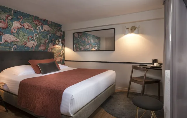 غرفة قياسية بسرير مزدوج بإطلالة على الفناء، Hotel Jeanne D Arc Le Marais 3/4