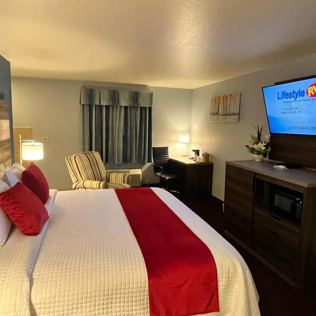 غرفة سوبيريور بسرير كينج، Garnett Hotel & RV Park 7/10
