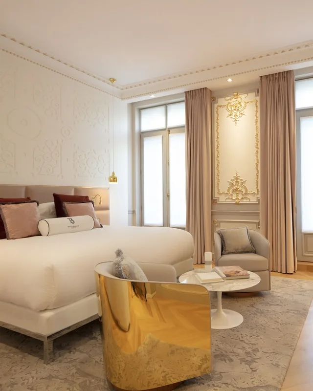 Junior Suite, King Bed, Bowmann 5/8
