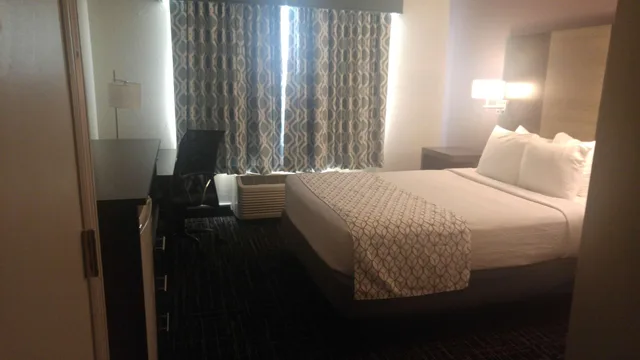 غرفة بسرير كوين، Best Western Fort Myers Inn and Suites 2/2