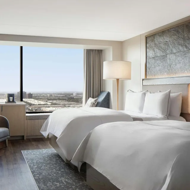 Guest Room, 2 Queen Beds, Club Floor, The Westin Galleria Dallas 1/2
