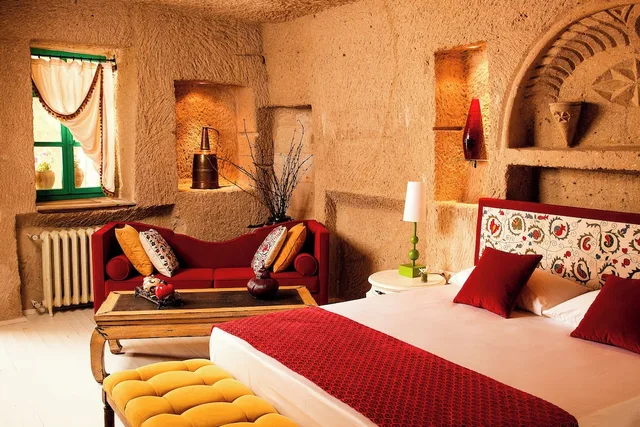جناح بسرير كوين، Hezen Cave Hotel 7/10