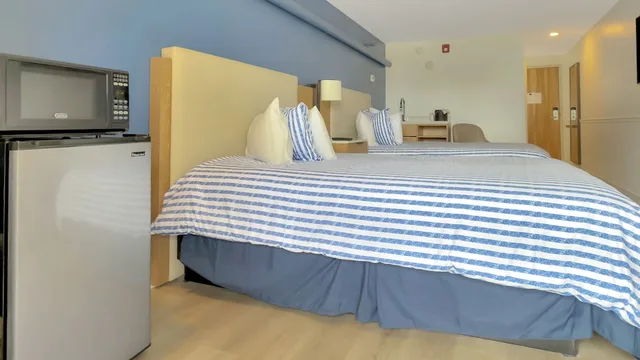 غرفة ديلوكس بسريرين كوين، Harborline Hotel Rockland, ME 6/10