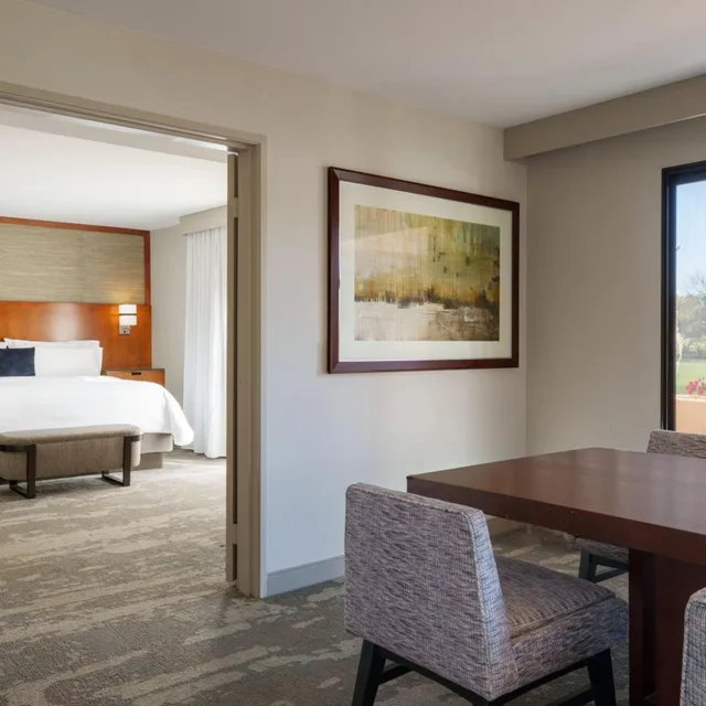 جناح تنفيذي بسرير كينج بغرفة نوم واحدة مع أريكة، The Westin Rancho Mirage Golf Resort and Spa 4/4