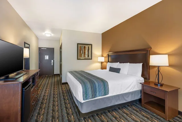 غرفة بسرير كينج، Best Western Plus Casper Inn & Suites 3/5