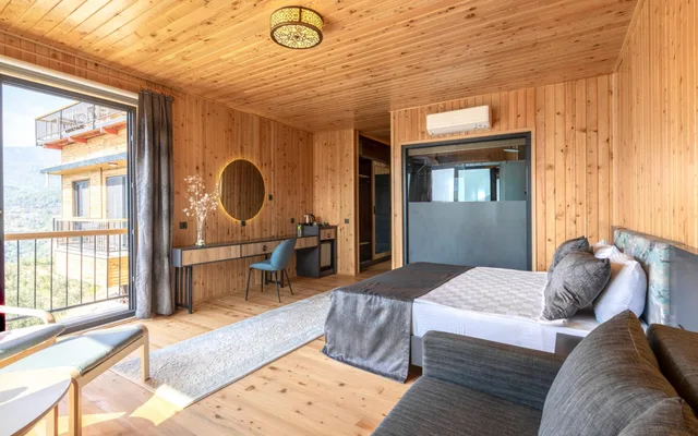 Superior, Queen Bed, Avena Mountain Boutique Hotel 2/3