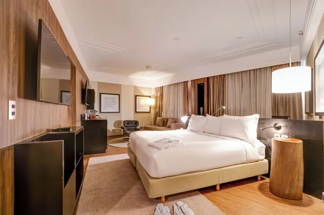 جناح ملكي بسرير كينج، Radisson Hotel Alphaville 3/7