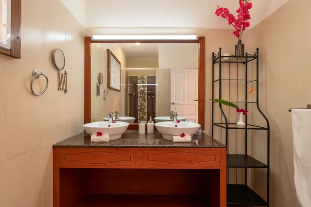 غرفة سوبيريور بسرير كينج، Glacis Heights Villa 5/5