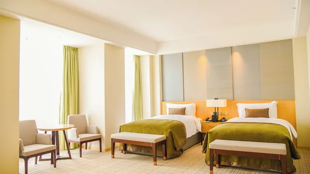 غرفة كلاسيكية بسرير فردي، INTERCONTINENTAL HEILONG LAKE 2/7