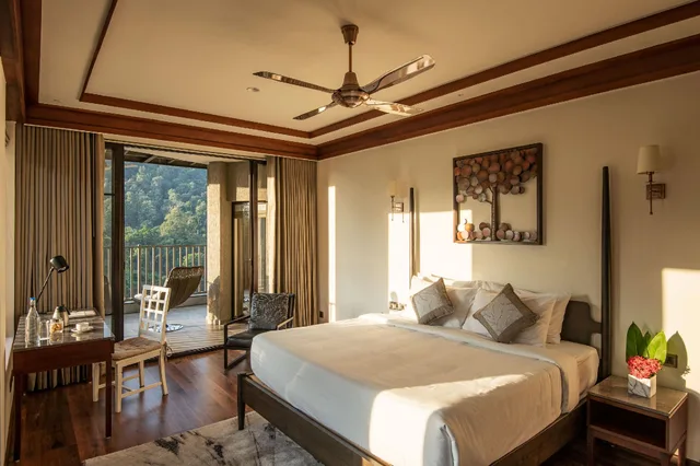 جناح رئاسي، Niraamaya Retreats Samroha, Atthirappilly 1/1