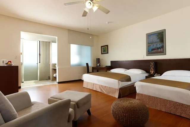 جناح عائلي بسرير كوين وسريرين منفصلين، Lido Forestry Spa Resort 4/6
