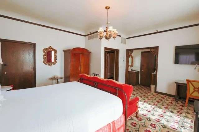 جناح جونيور بسرير كينج، Mizpah Hotel 1/2