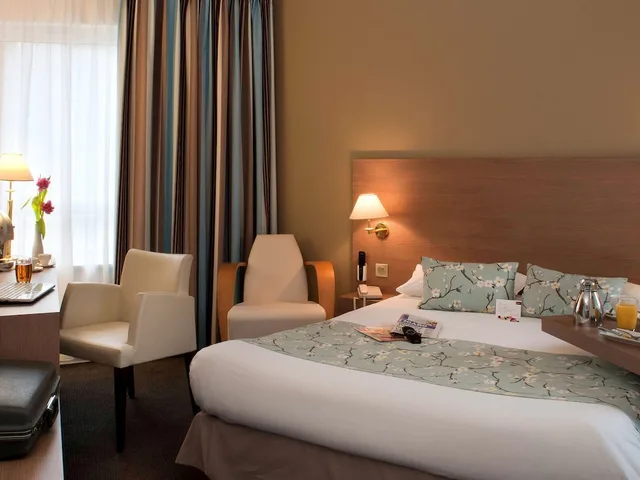 غرفة ديلوكس بسرير مزدوج، Mercure Forbach 4/8
