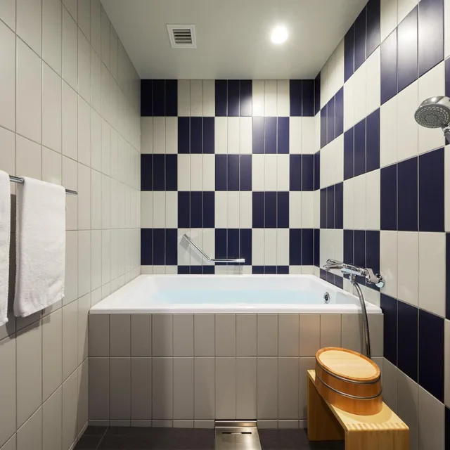 Room, Twin Beds, Private Bathroom, Hoshino Resort BEB5 Karuizawa 3/4