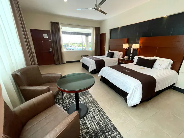 غرفة جونيور بسريرين مزدوجين، Hotel Ecce Inn 1/2