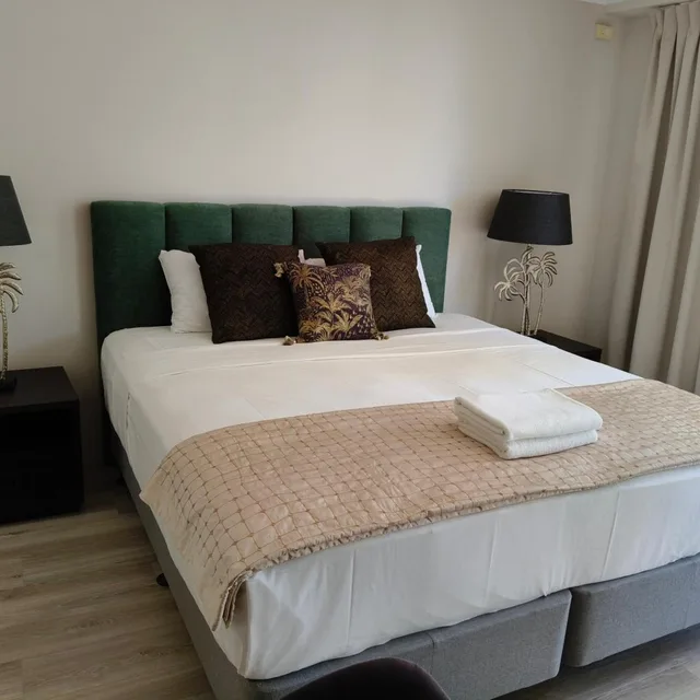 شقة ديلوكس بإطلالة على البحر بغرفتي نوم، The Ritz Resort 6/10