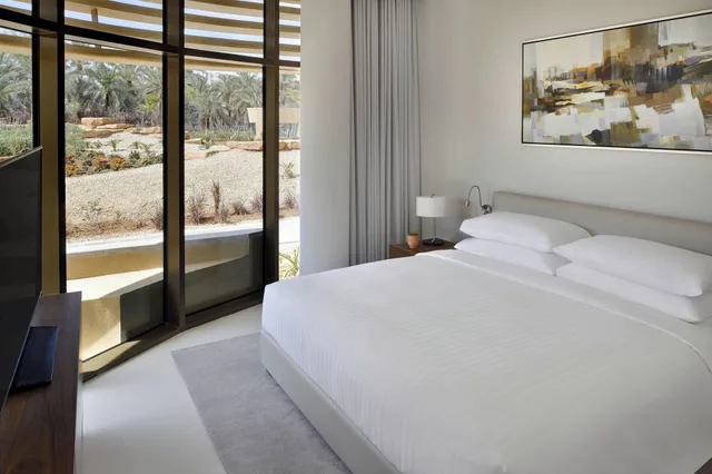 غرفة بسرير كينج، الحي الدبلوماسي الرياض - شقق ماريوت التنفيذية(Riyadh Diplomatic Quarter - Marriott Executive Apartments) 1/5