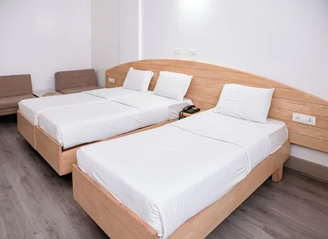 غرفة تنفيذية ثلاثية بسرير فردي، Hotel Vellara 3/6
