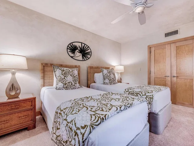 2 Bedrooms, Condo, King and Twin Beds, Ocean Front، Makena Surf - Destination Resorts Hawaii 4/10