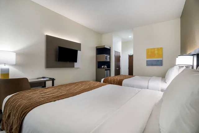غرفة بسريرين كوين، Comfort Inn & Suites Victoria North 3/5