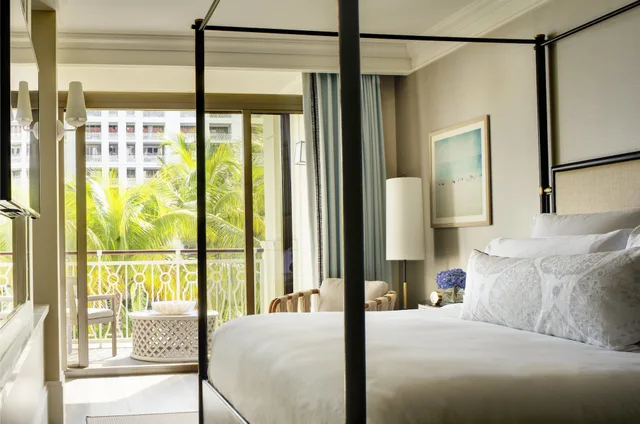 غرفة بسرير كينج بإطلالة على الحديقة، Rosewood Baha Mar 1/3