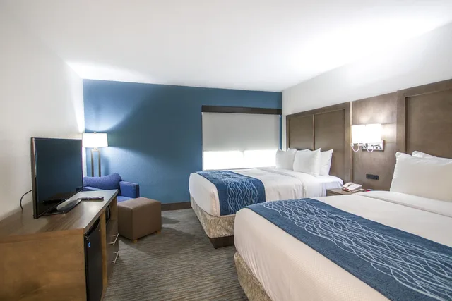 غرفة قياسية بسريرين كوين، Comfort Inn Suites Downtown Brickell Port of Miami 2/4