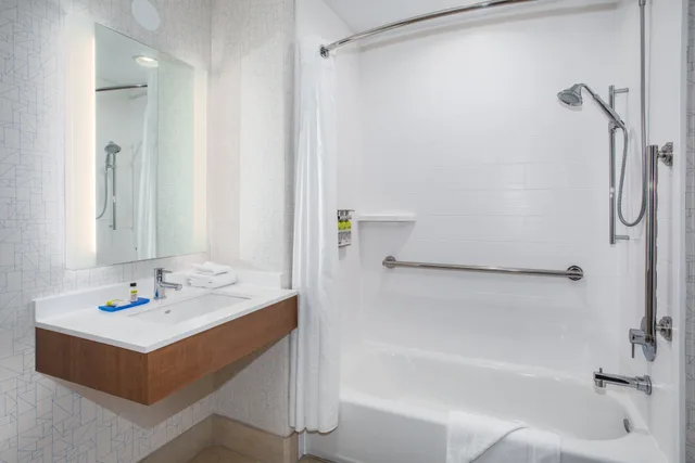 غرفة ديلوكس بسريرين كوين لذوي الإعاقة، Holiday Inn Express & Suites Phoenix - Glendale Sports Dist 3/3