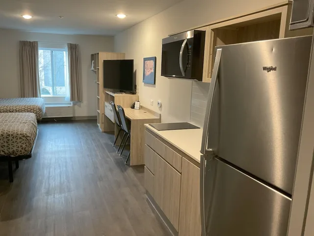 Suite, 2 Queen Beds, Accessible, WoodSpring Suites Charlotte Airport 3/5