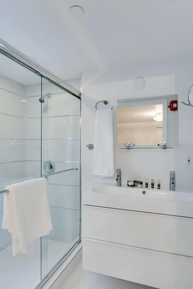 غرفة ديلوكس بسرير مزدوج، Bars B B South Beach Miami Boutique Hotel 5/5