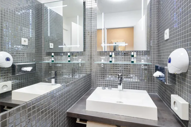 Room, Twin Beds, Hotel Les Terrasses D Atlanthal 9/10