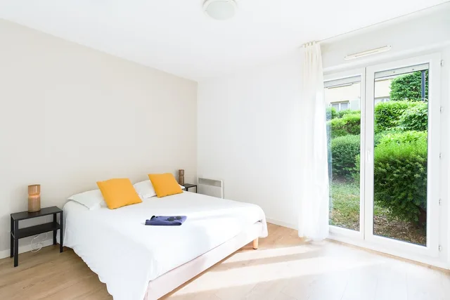 شقة بسرير كوين بغرفة نوم واحدة مع أريكة، Garden City Lyon Lissieu 1/3