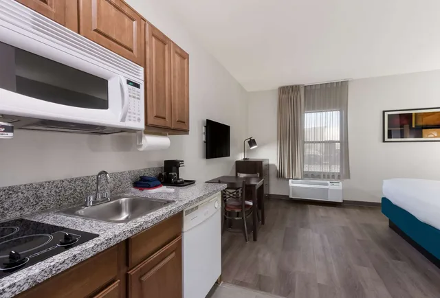 Efficiency, King Bed، MainStay Suites Extended Stay Hotel Casa Grande 4/4