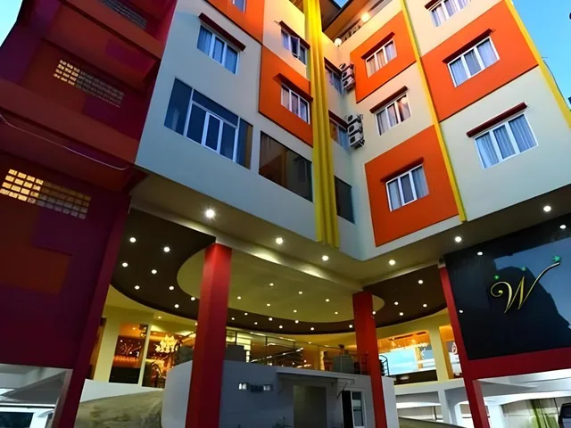غرفة ديلوكس بسريرين منفصلين، Wixel Hotel Kendari 1/1
