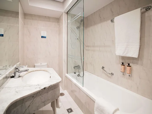 Interior, Single, Mercure San Sebastian Monte Igueldo 8/9