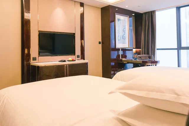 غرفة تنفيذية، Sheraton Grand Zhengzhou Hotel 3/6