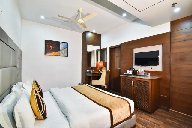 غرفة تنفيذية بسرير كوين، Hotel Sawera Grand 2/2
