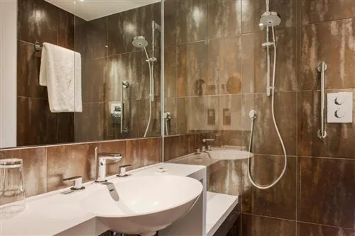 غرفة بريميوم بسرير مزدوج أو سريرين منفصلين، Crowne Plaza London - Kings Cross 1/1